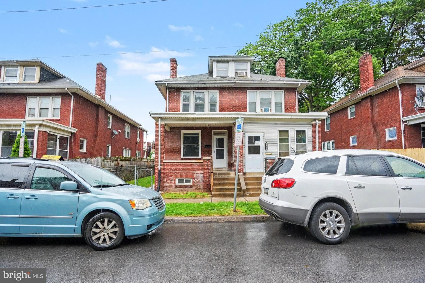 2717 Reel St photo 2