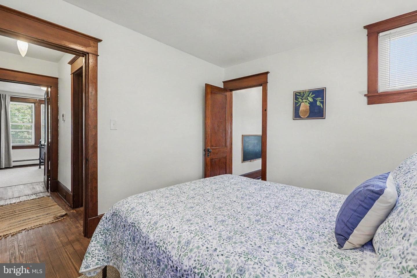 163 E Derry Road photo 23