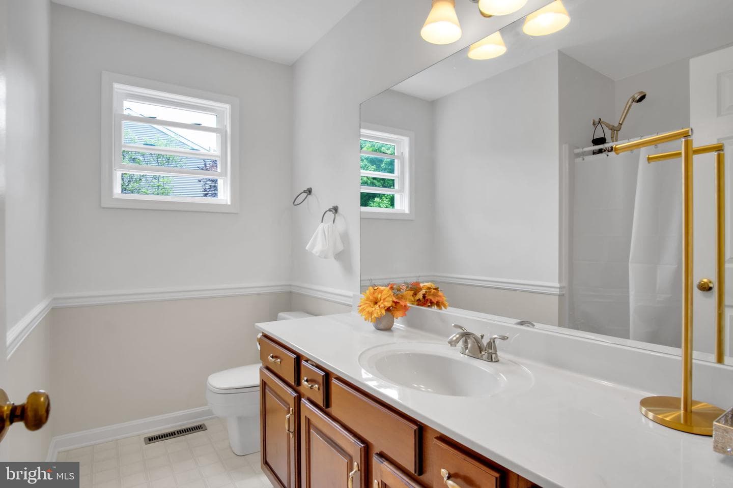 2018 Southpoint Drive photo 31