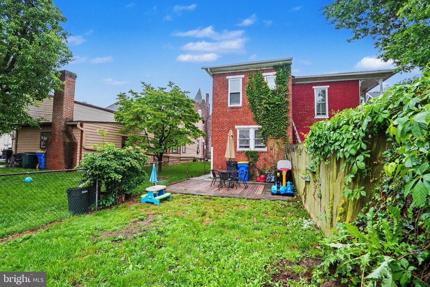 265 N Union Street photo 26