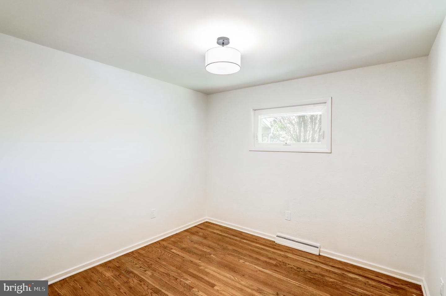 503 Matthew Road photo 12