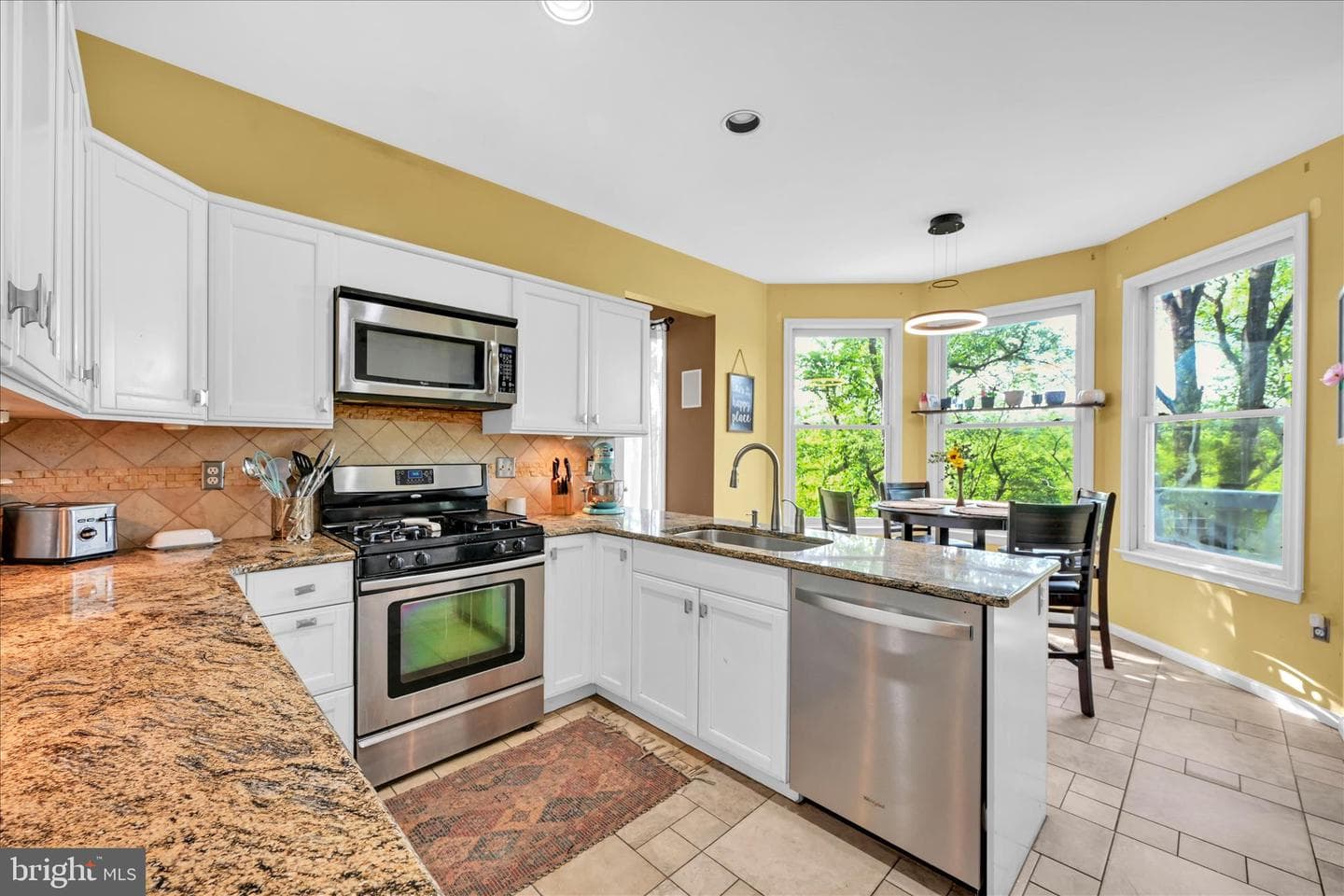 1602 Churchill Road photo 18