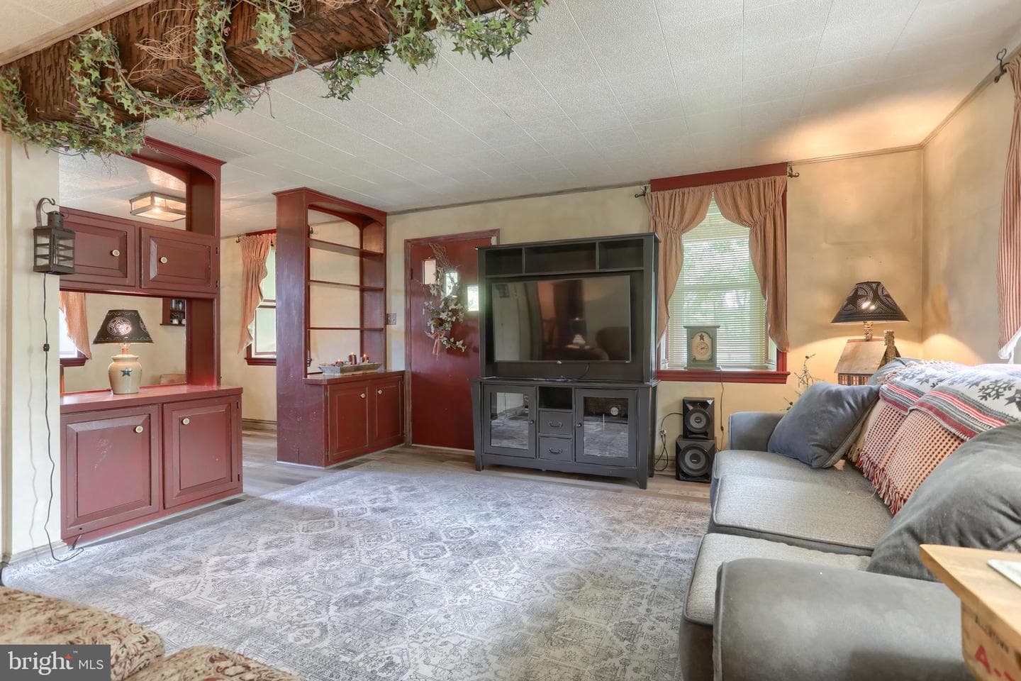6767 Schoolhouse Road photo 20