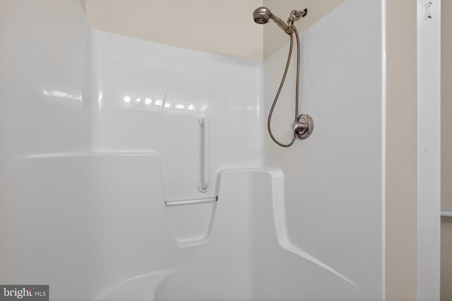 130 Leonard Lane photo 14