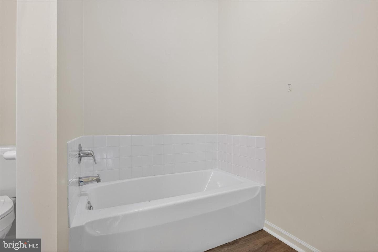 130 Leonard Lane photo 15