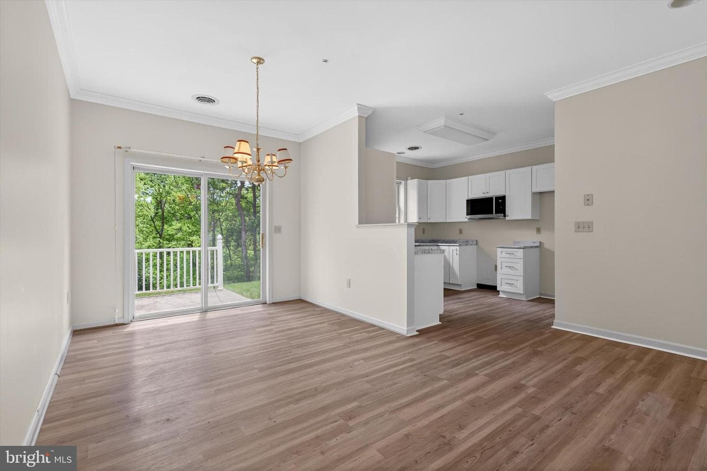 130 Leonard Lane photo 16