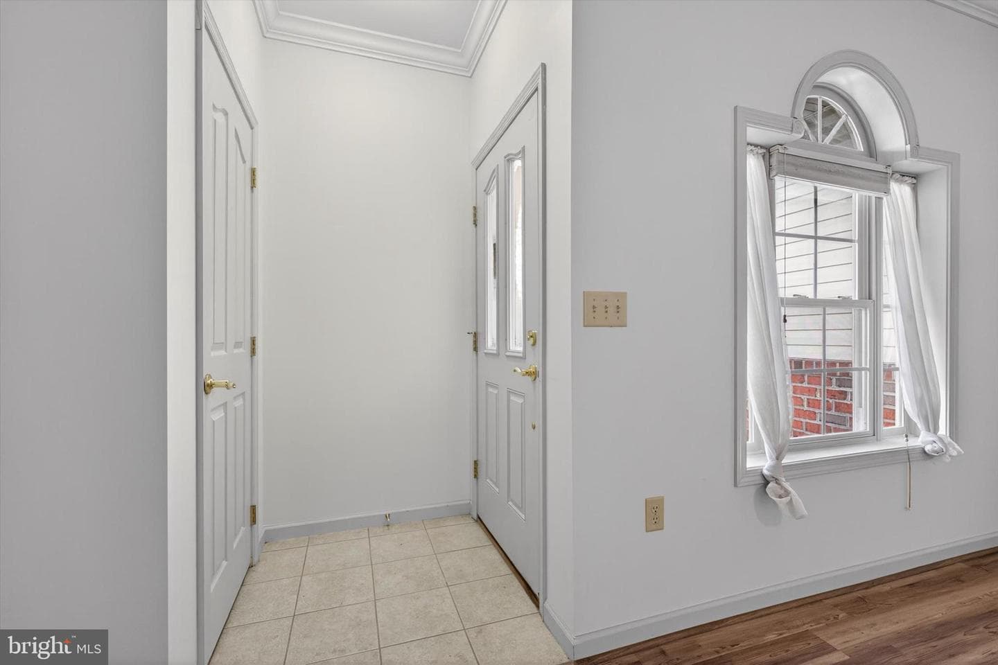 130 Leonard Lane photo 3