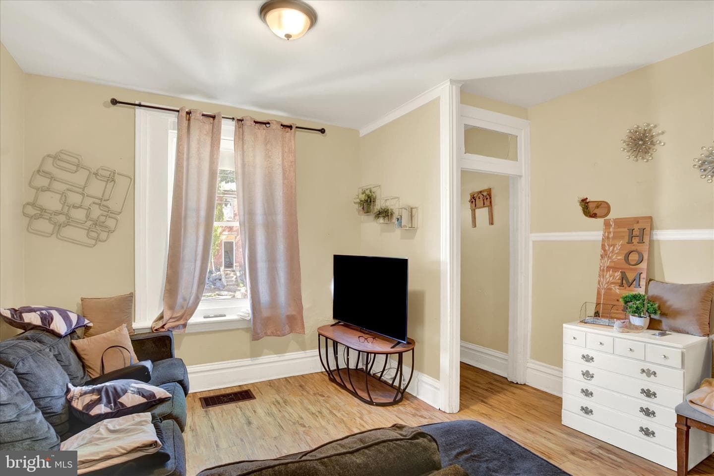 1409 Berryhill Street photo 10