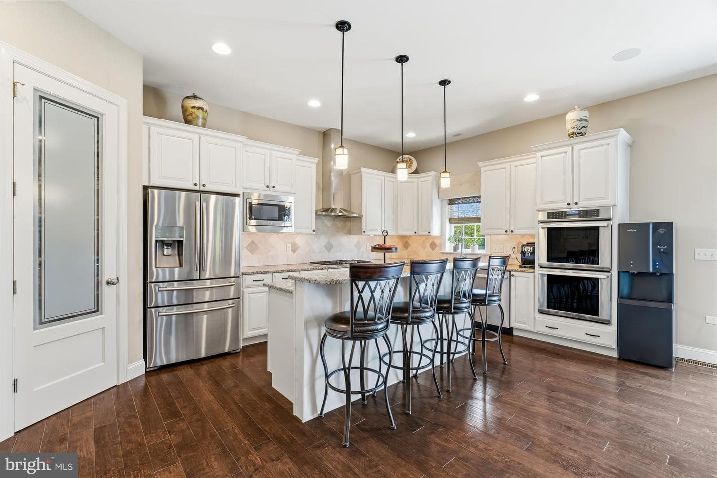 140 Woods Edge Dr photo 32