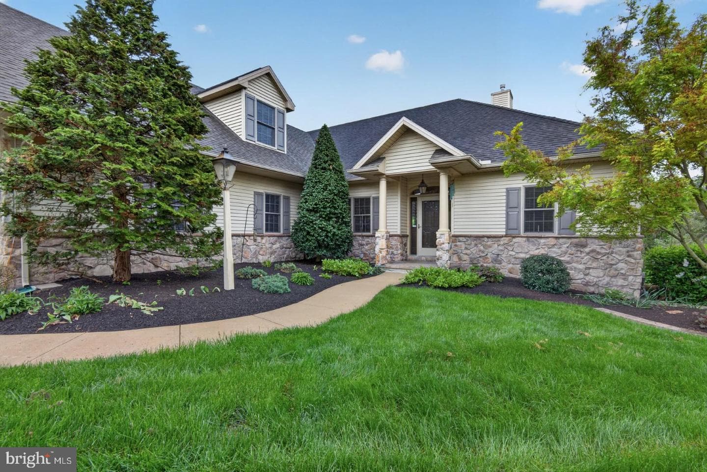 2477 Zell Court