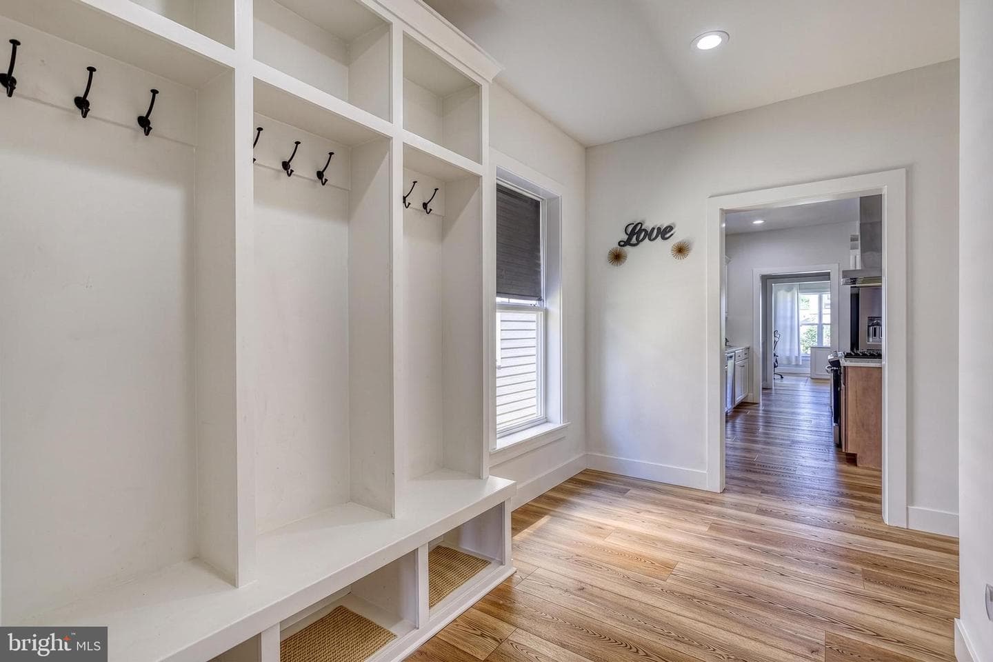2418 Hawthorne Drive photo 41