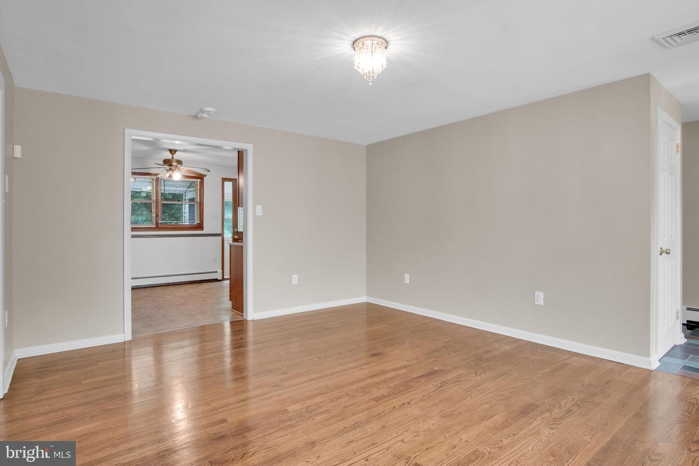 705 Shield Street photo 7