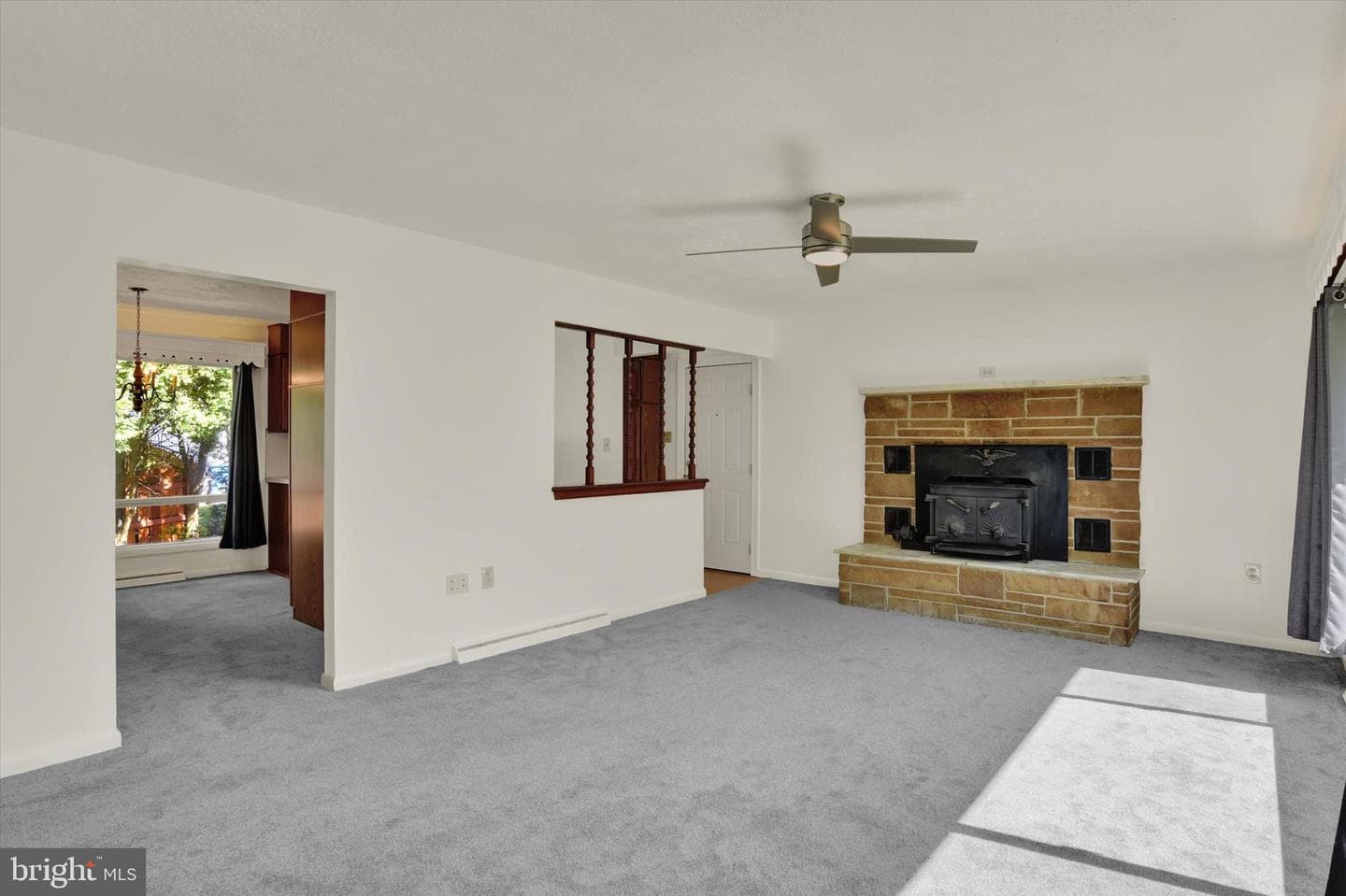 7690 Daniel Drive photo 6