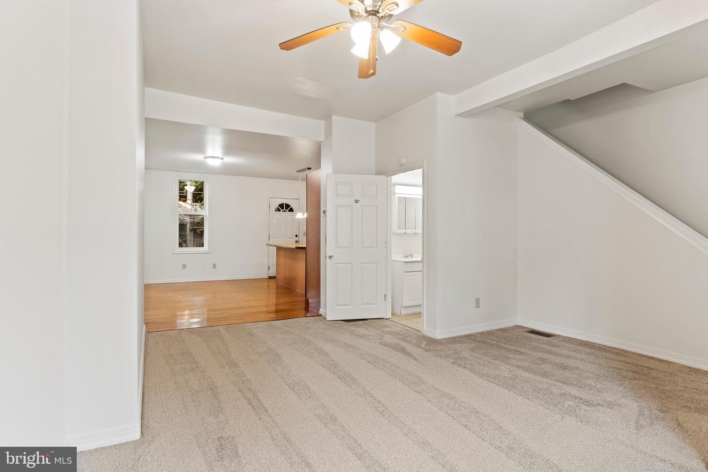 2213 Penn Street photo 3