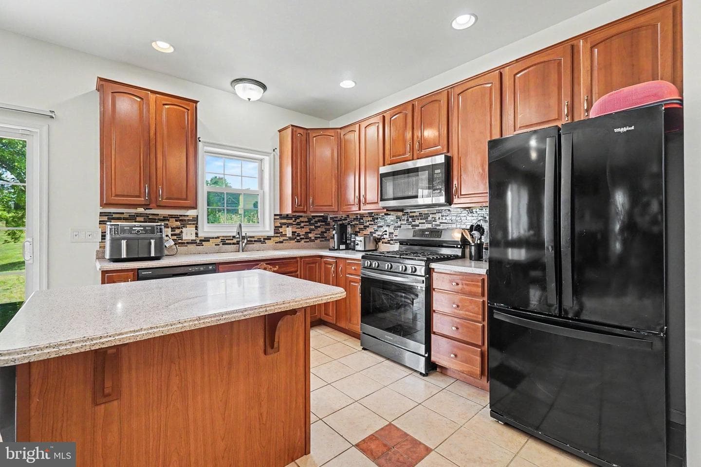 7322 Cobble Stone Drive photo 9