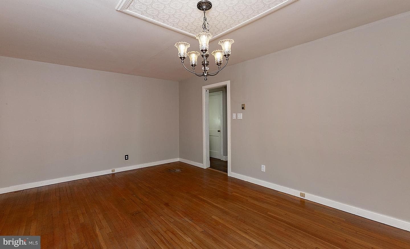 171 S Hanover Street photo 5