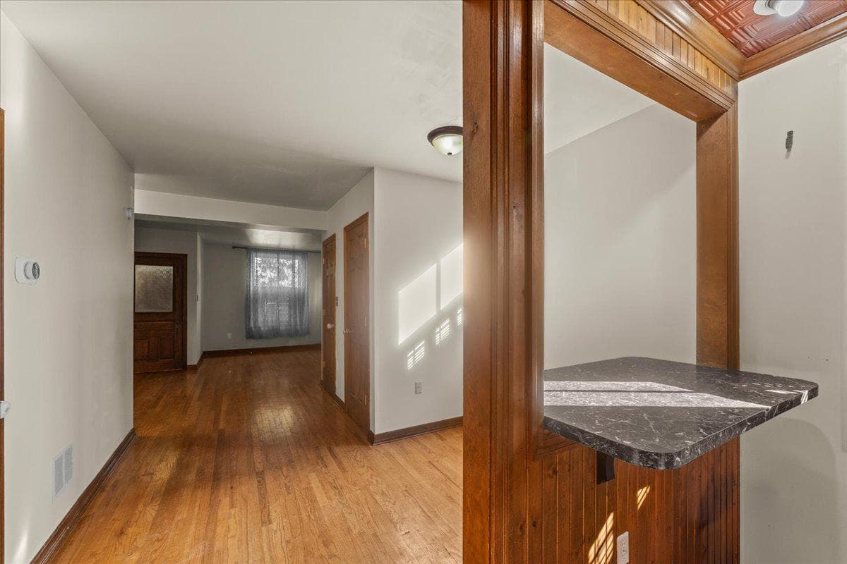 418 Boas Street photo 11