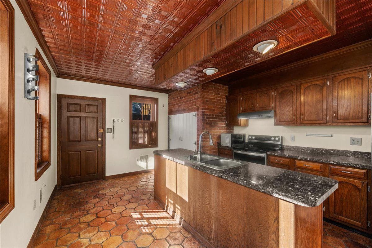 418 Boas Street photo 12