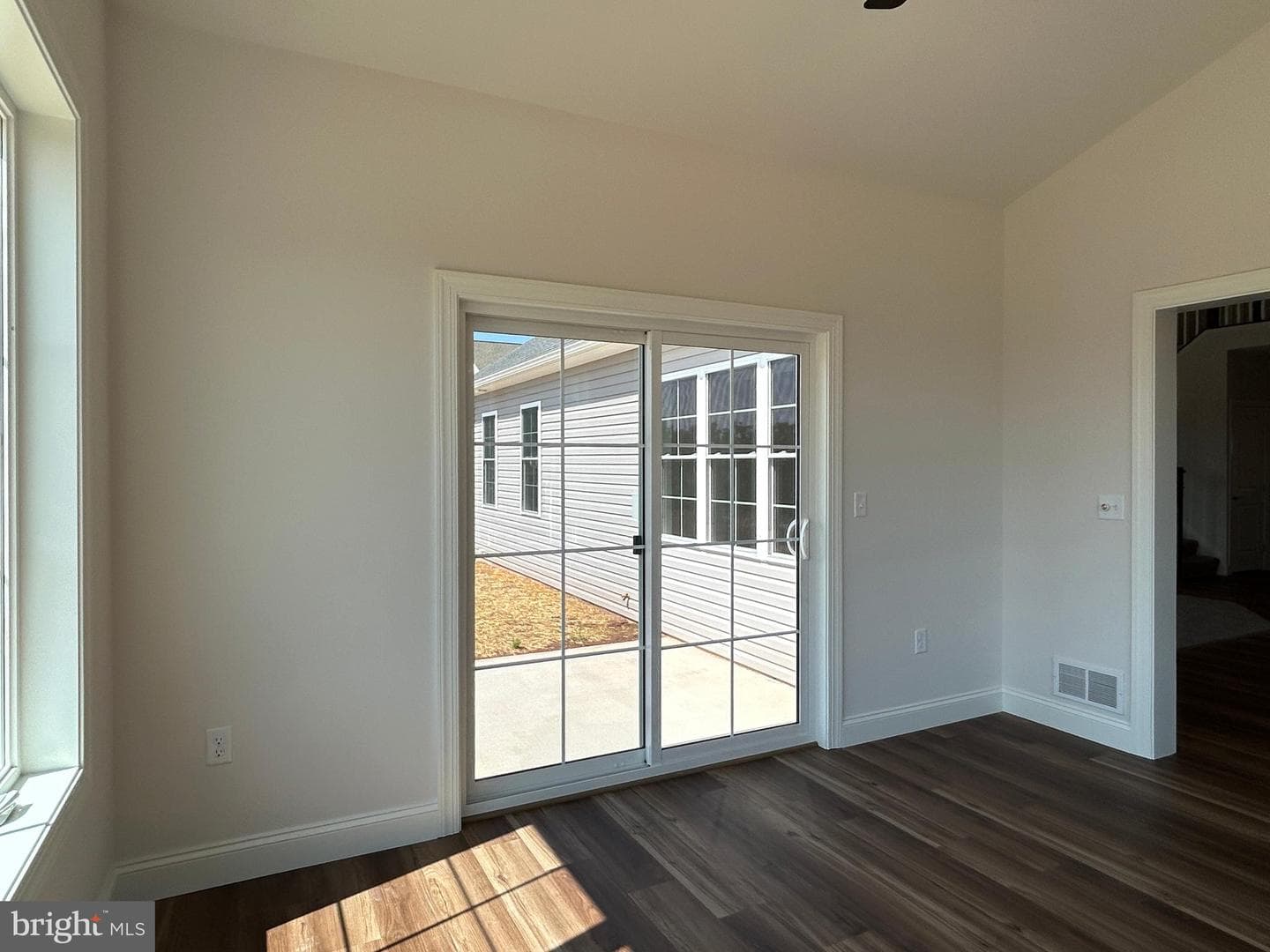 114 Foxglove Drive photo 28