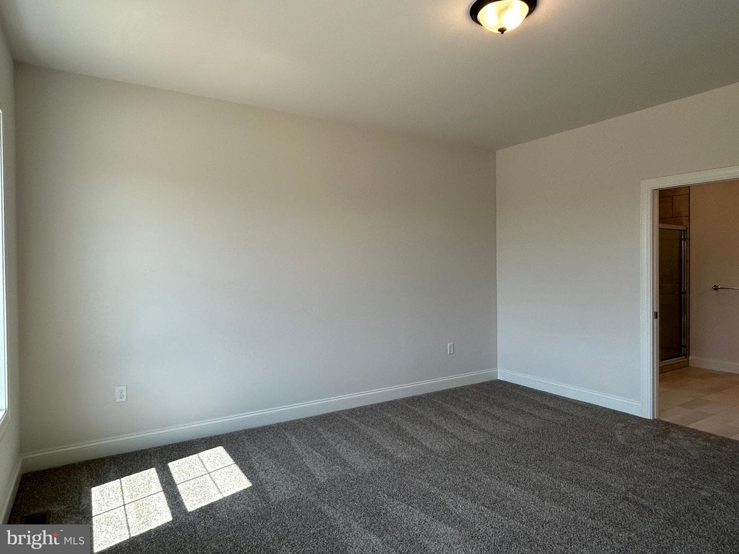 114 Foxglove Drive photo 31