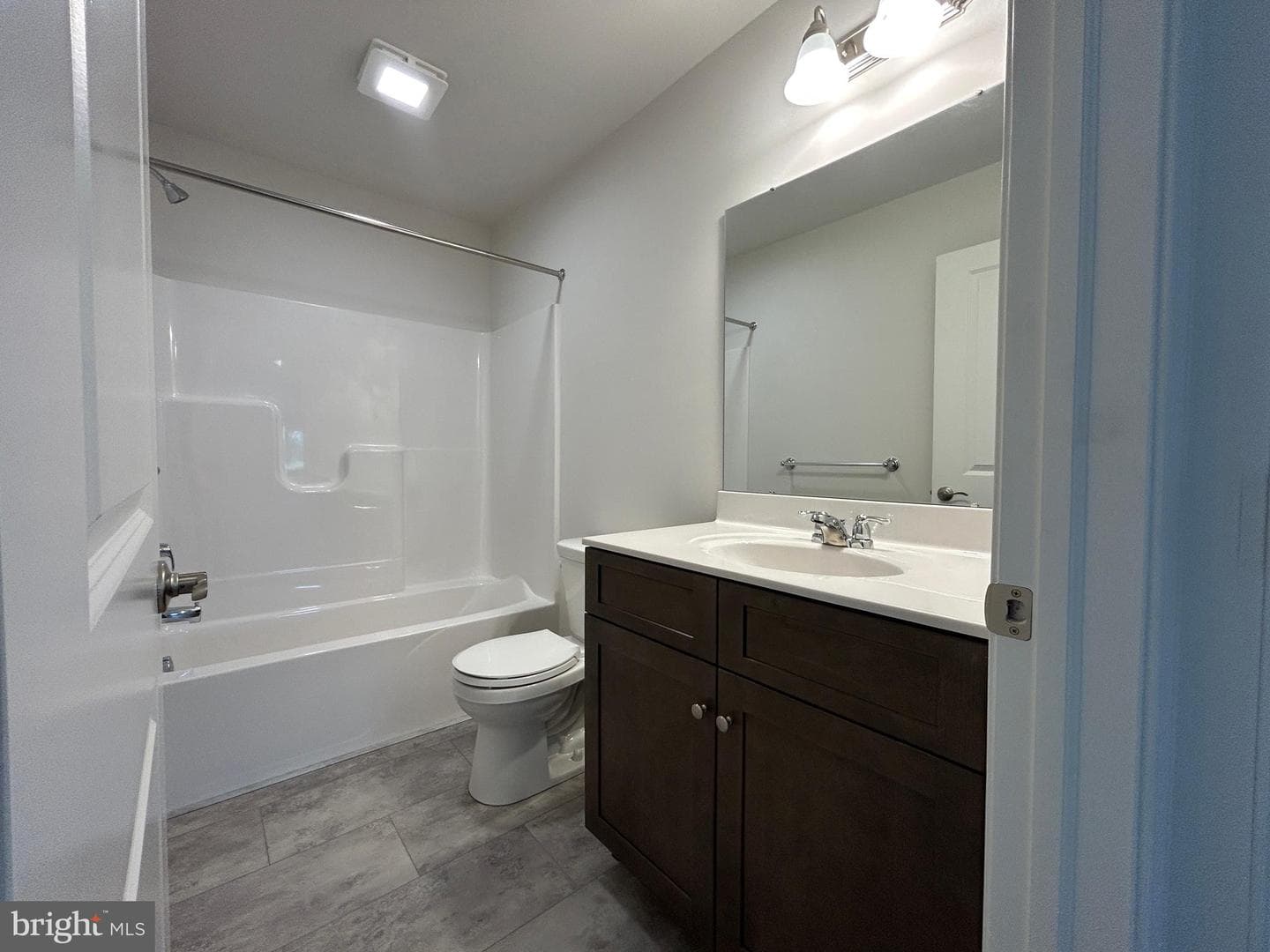 114 Foxglove Drive photo 42