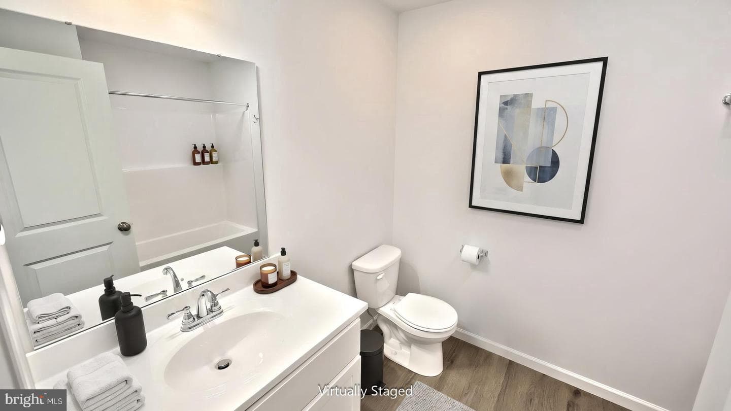 7857 Oak Brook Drive photo 11