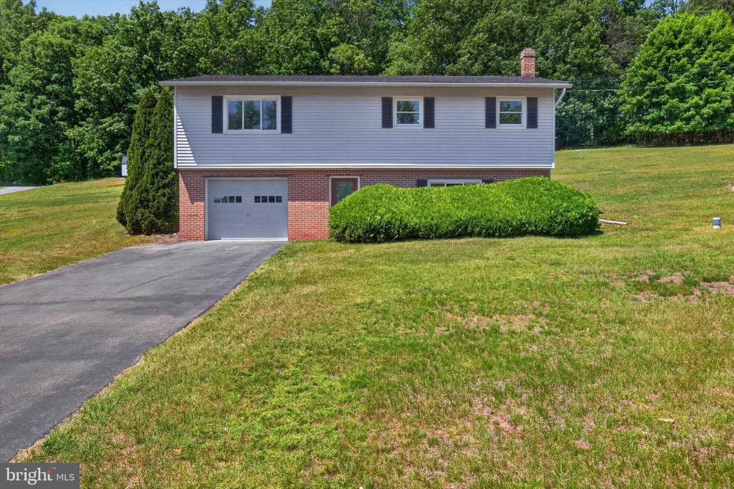 240 Harman Road photo 1