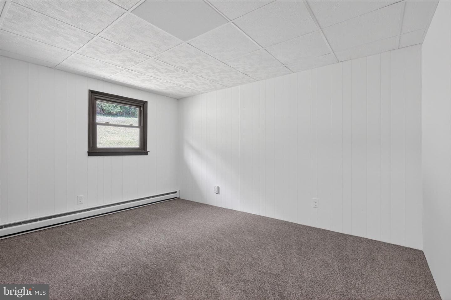 240 Harman Road photo 21