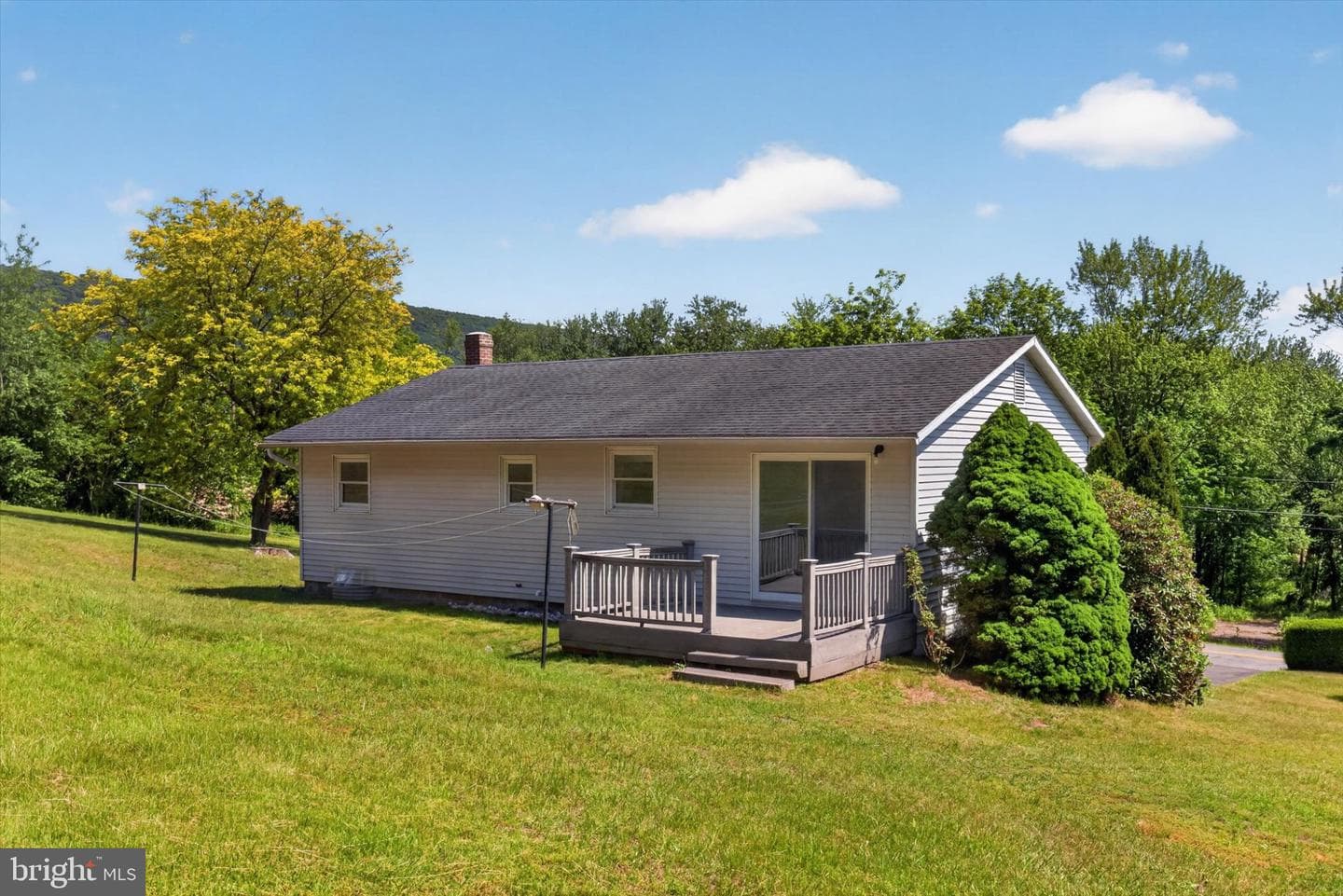 240 Harman Road photo 29