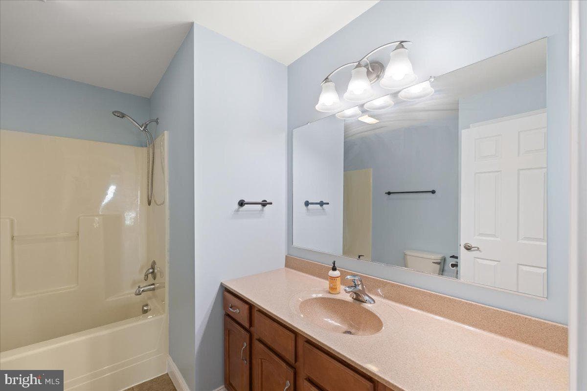 777 Oak Leaf Lane photo 18