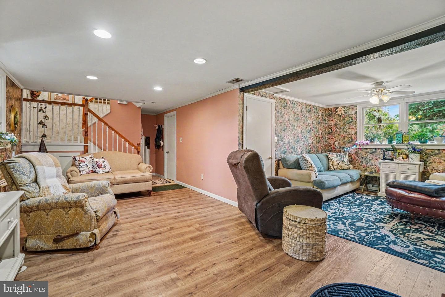 33 Williams Street photo 23