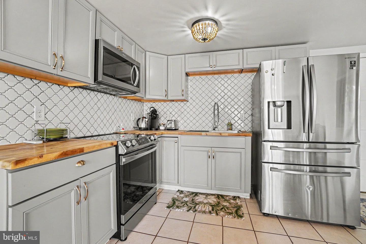 33 Williams Street photo 30