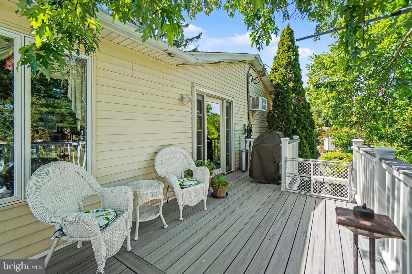 33 Williams Street photo 46