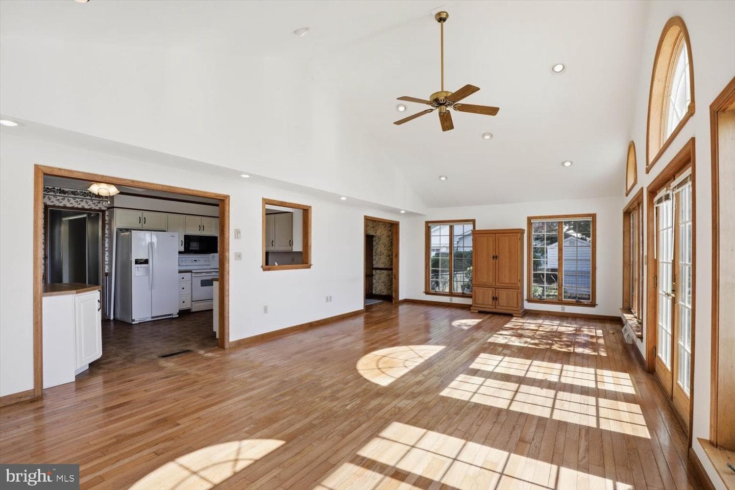 387 Yorktown Road photo 9