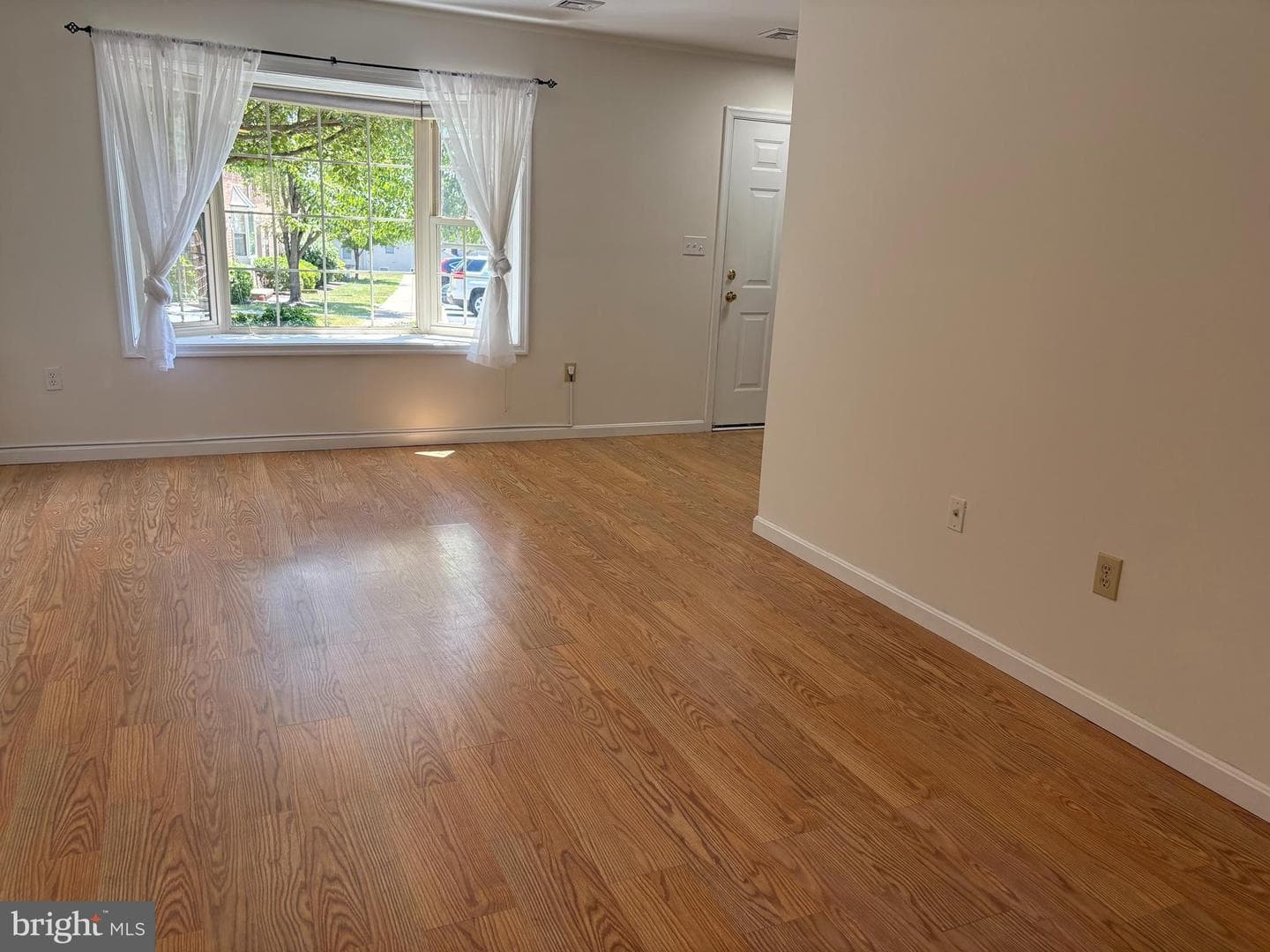 320 Woodland View Court photo 13
