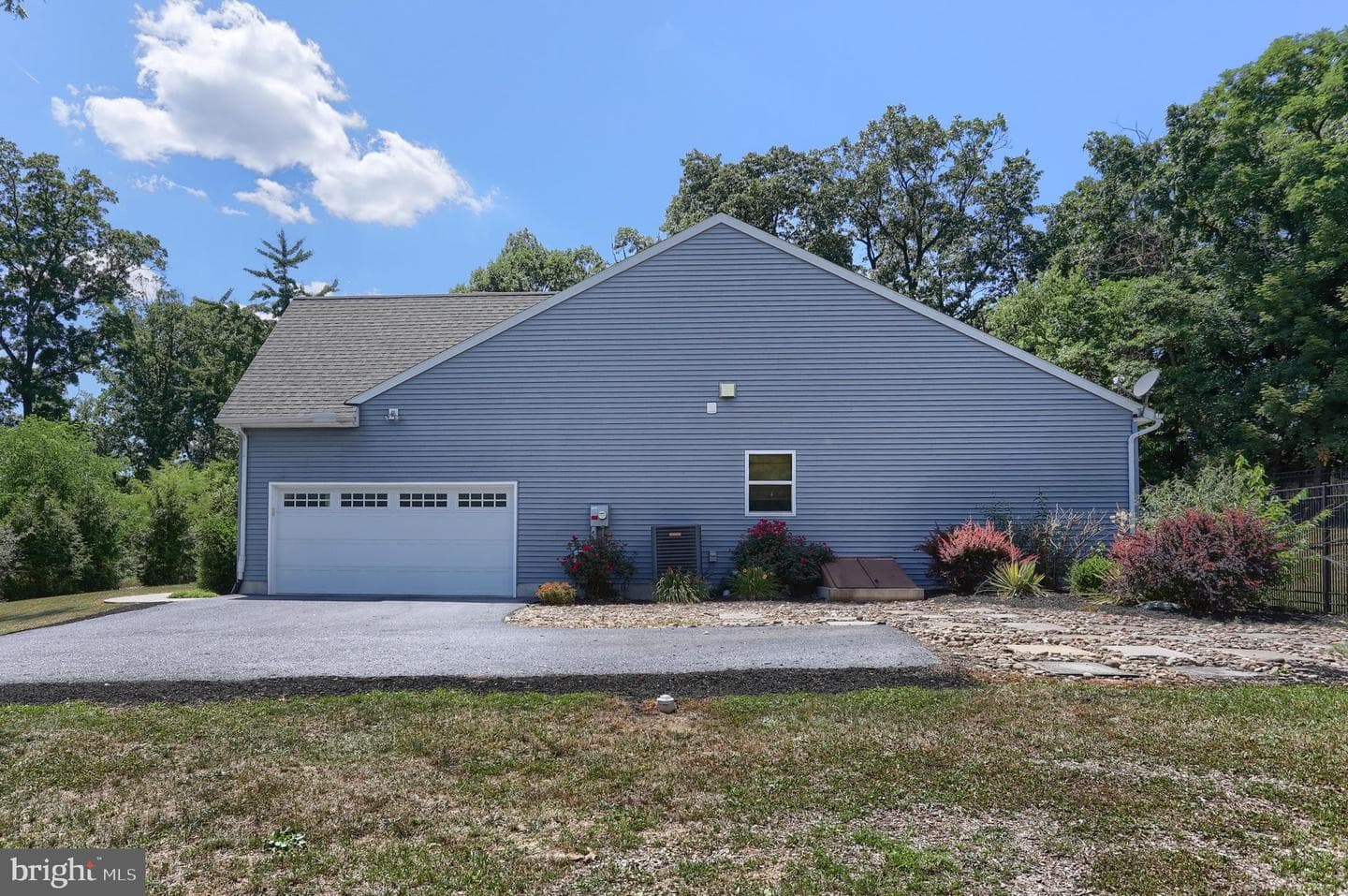 2805 Ionoff Road photo 5