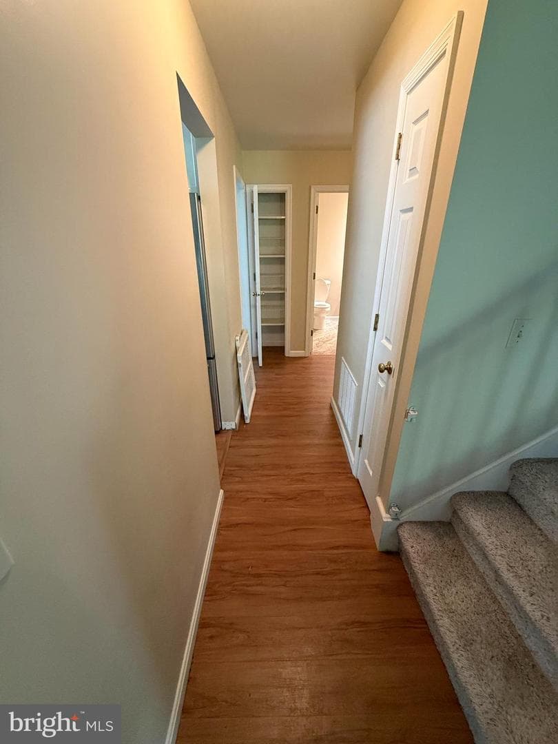 1808 Wexford Road photo 17