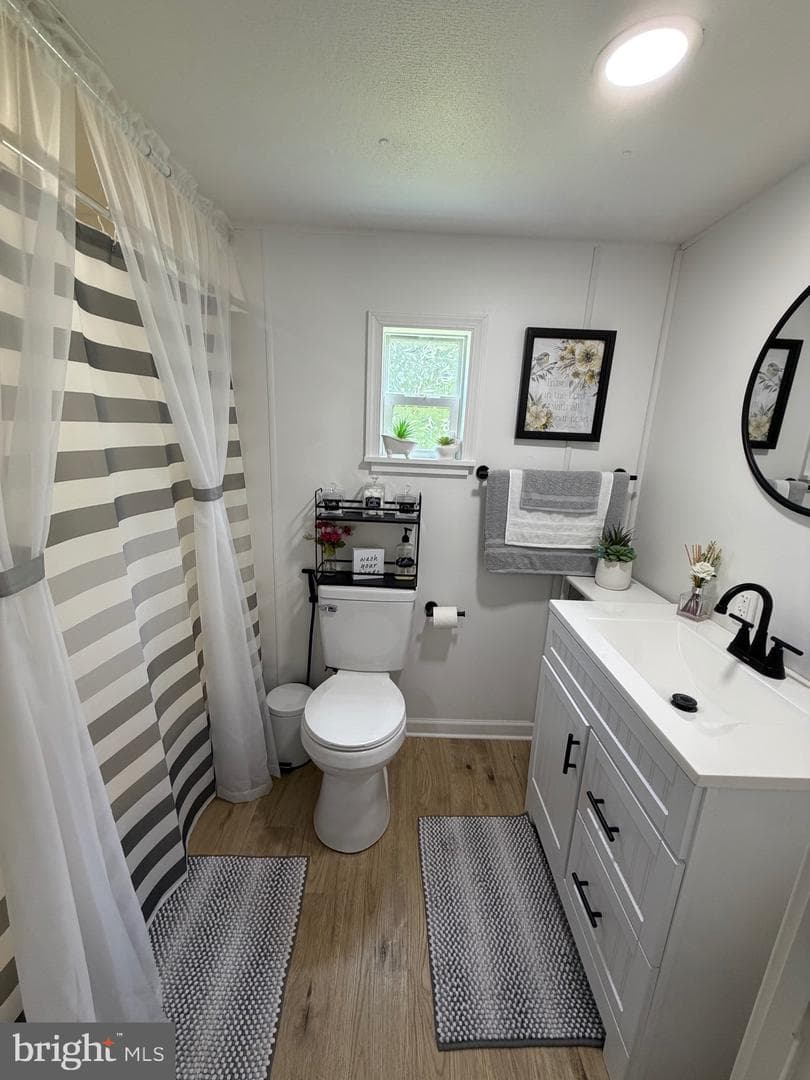 46 Rose Avenue photo 21