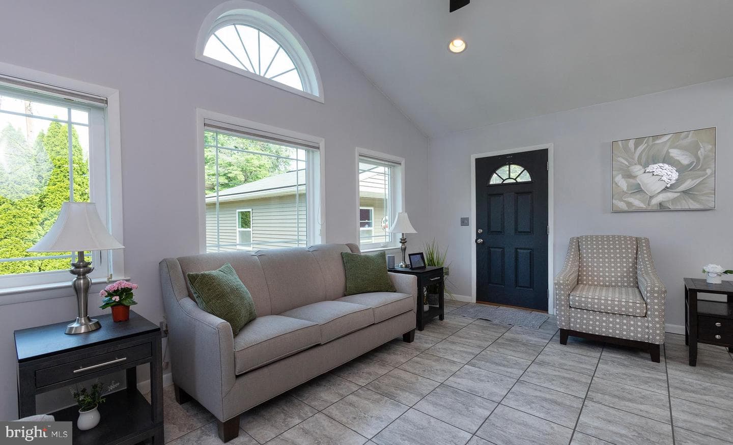 111 N Race Street photo 20