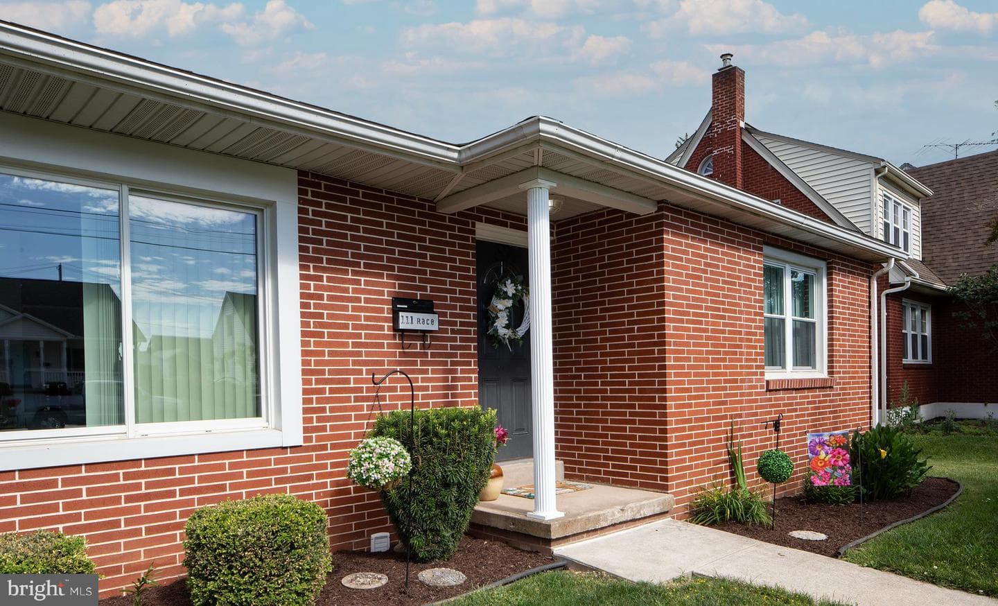 111 N Race Street photo 3