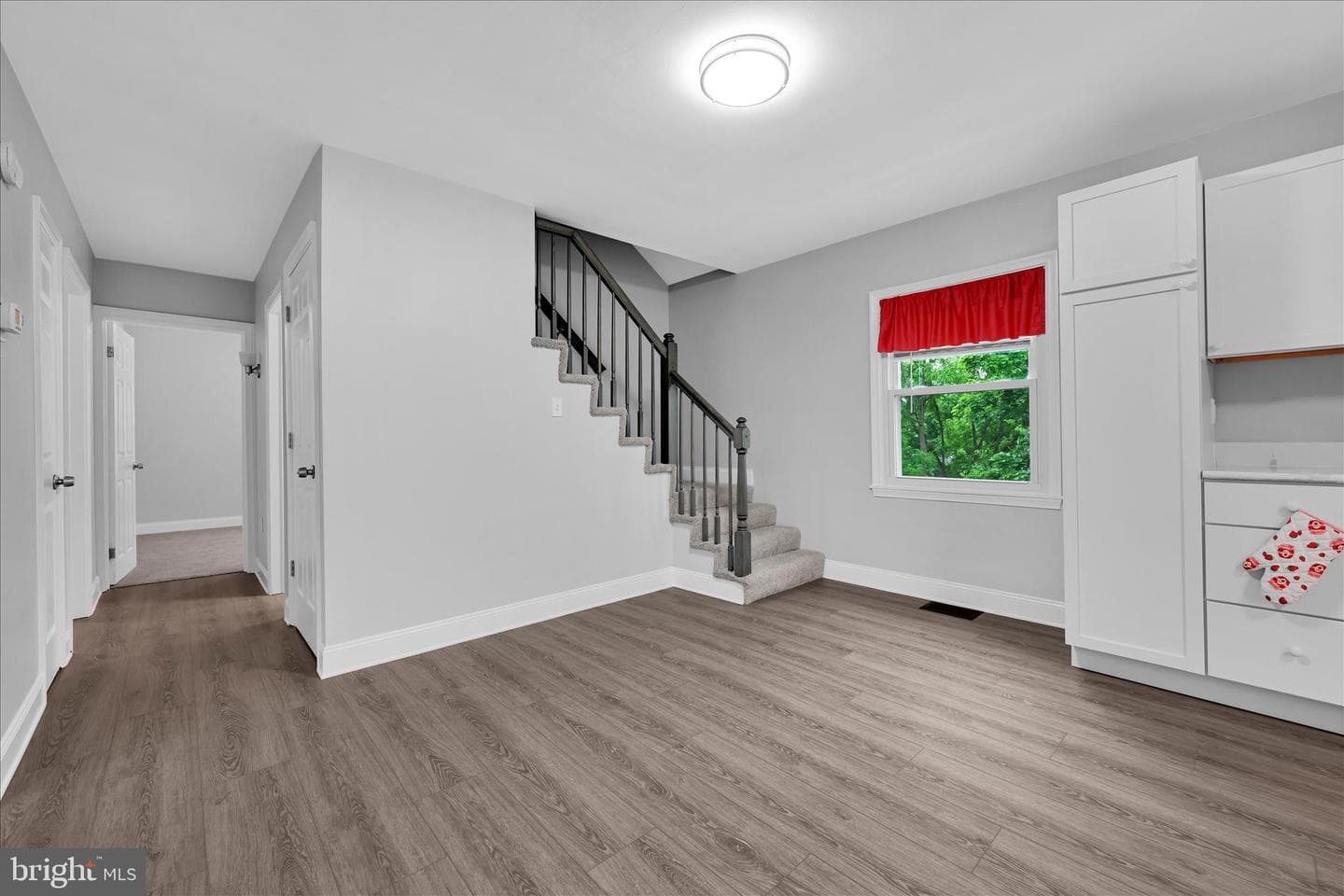 3947 Elmerton Avenue photo 12