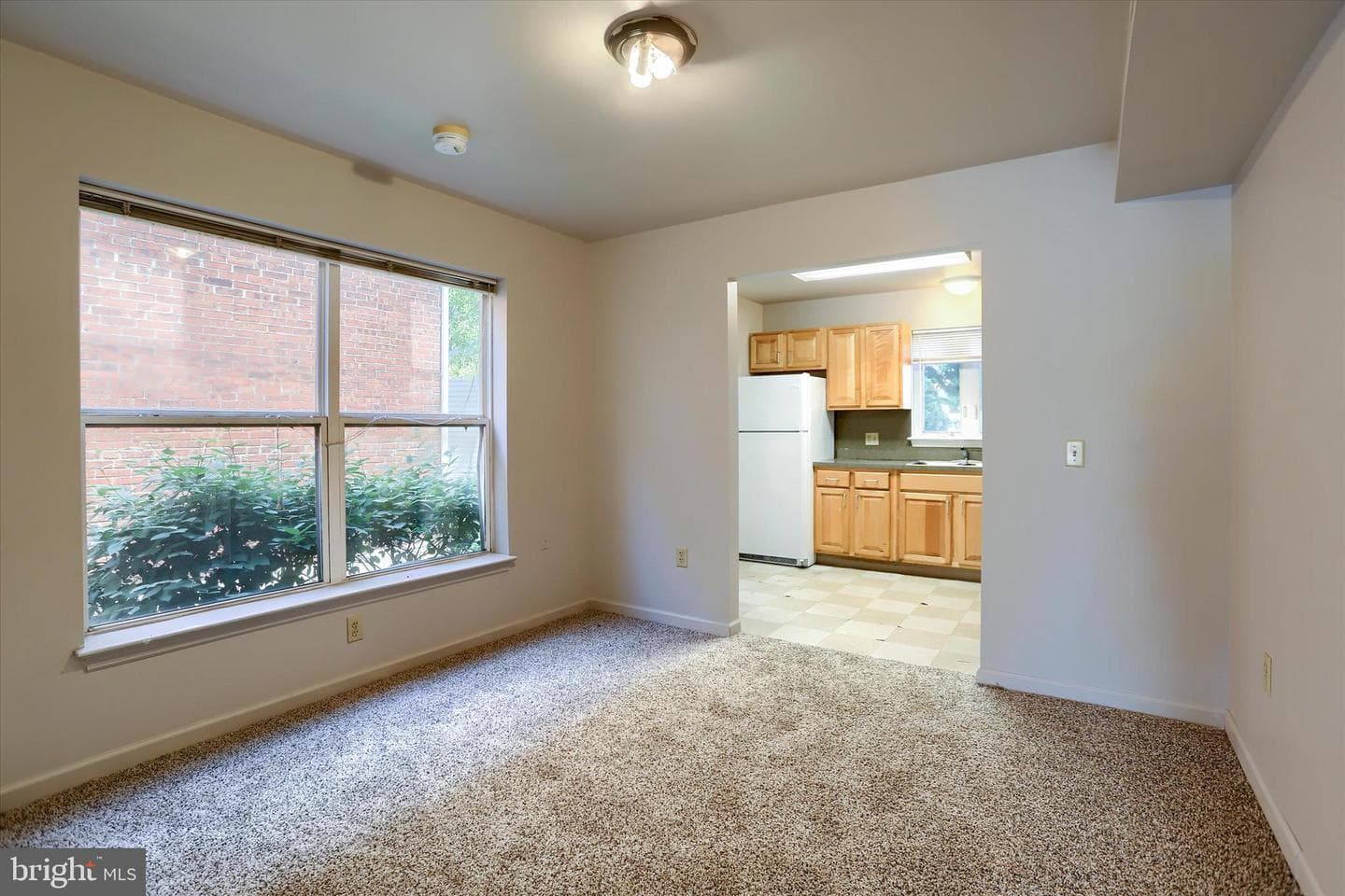 1631 Derry Street photo 5