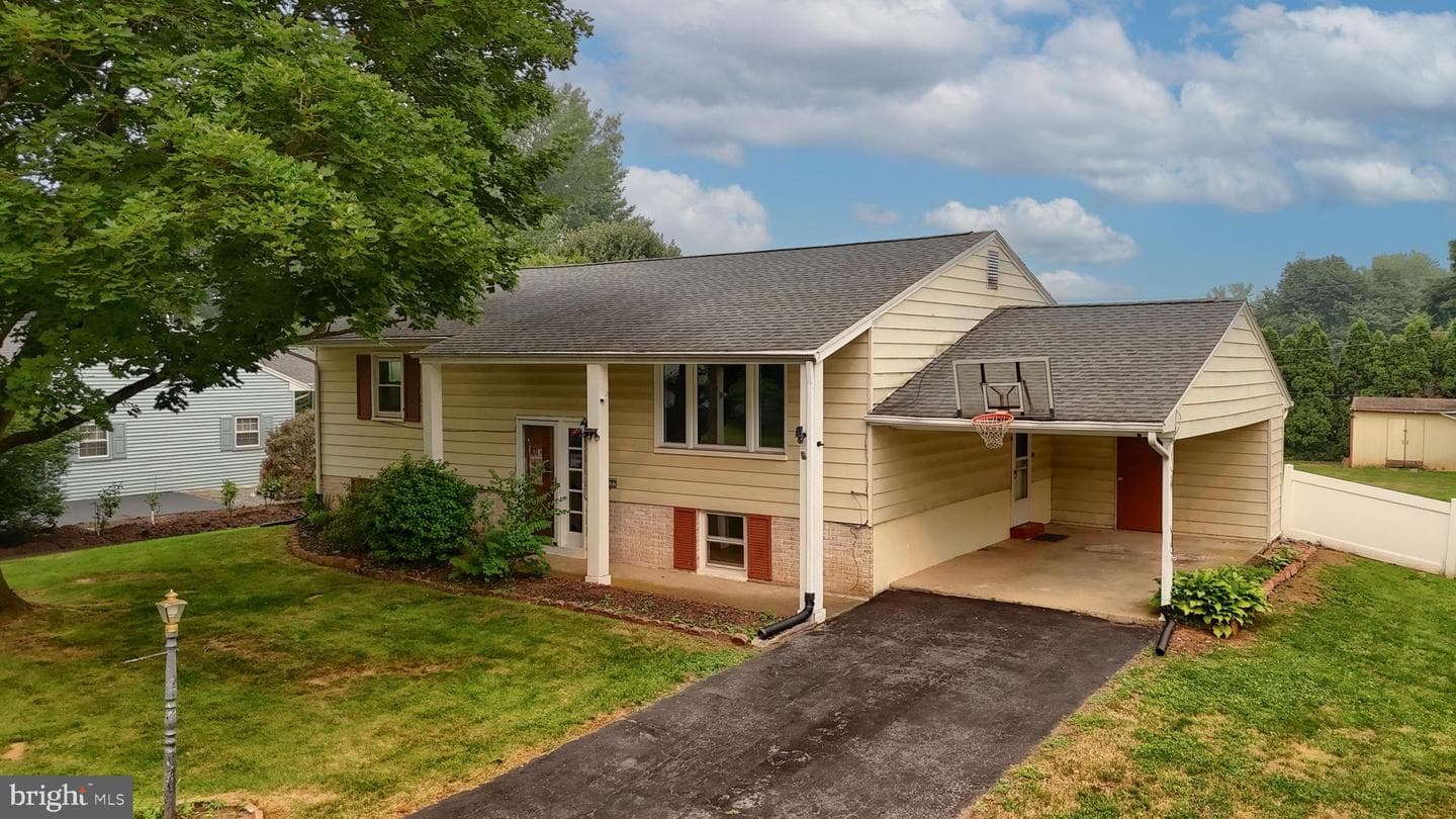 1132 Cornell Drive photo 3