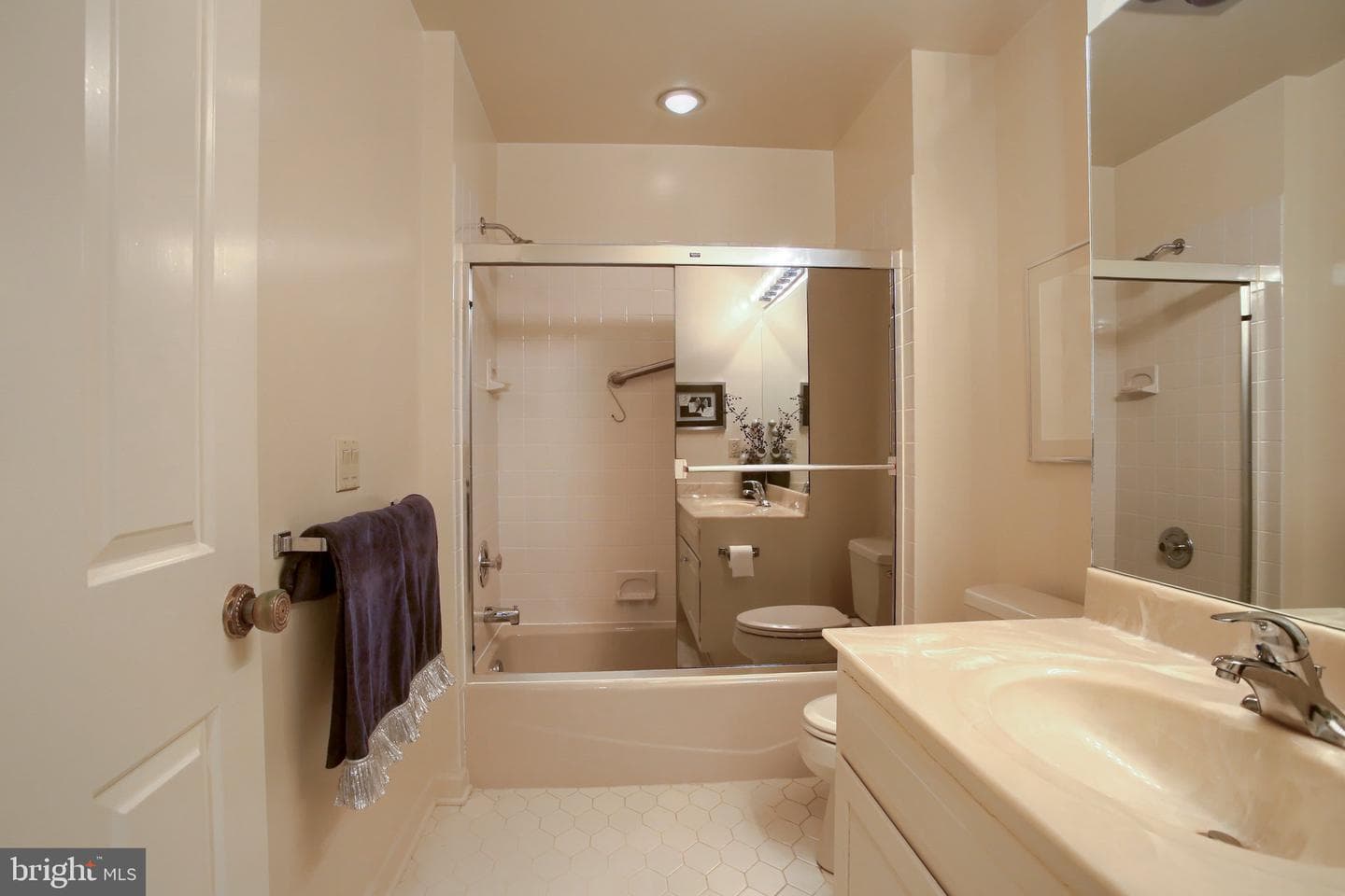 4085 Greystone Drive photo 24