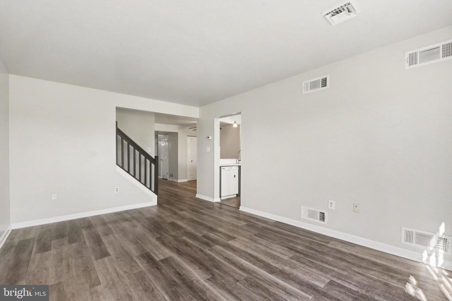 6624 Springford Terrace photo 13
