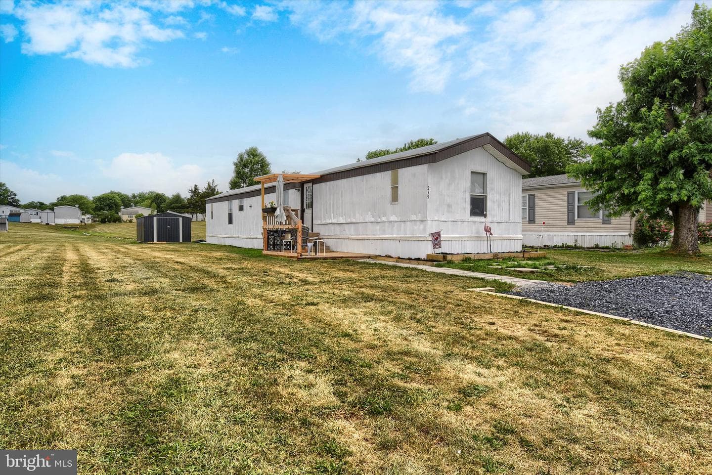239 Saginaw Street photo 2