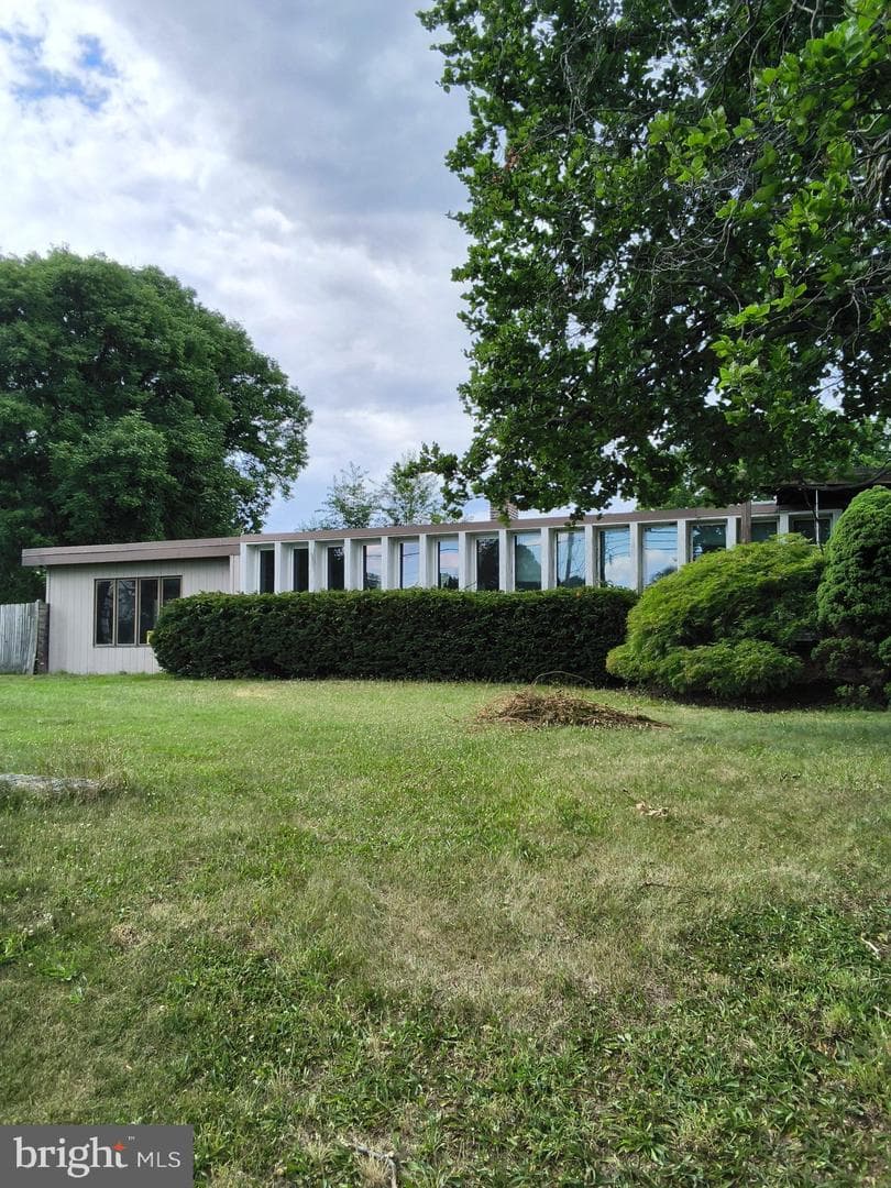 691 Keckler Road photo 1