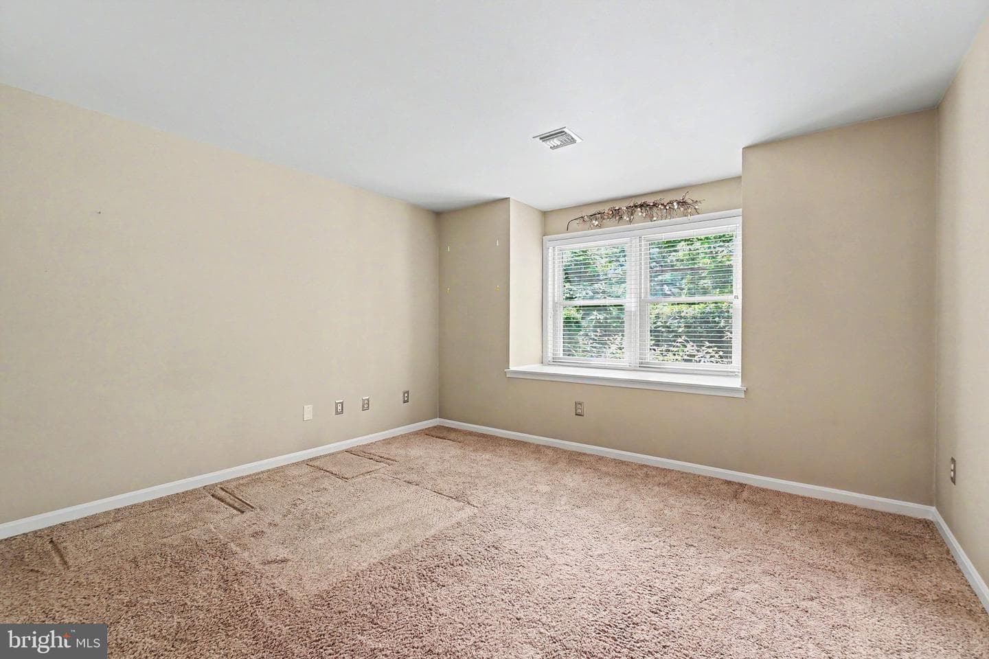 515 Roslaire Drive photo 19