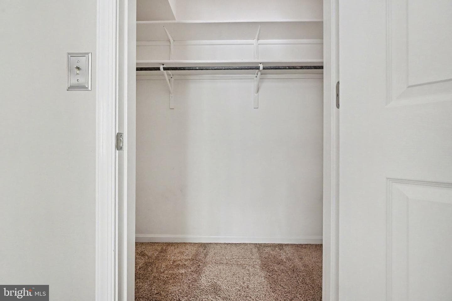 515 Roslaire Drive photo 21