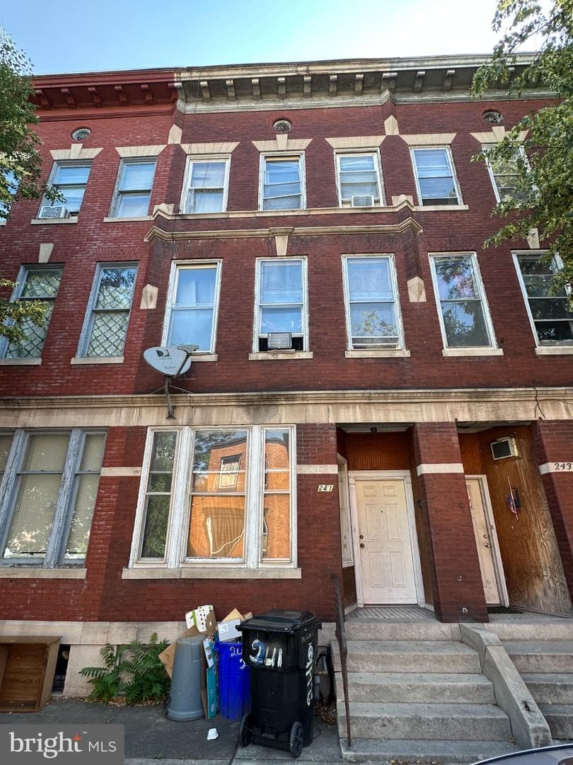 241 S 13th Street, Harrisburg